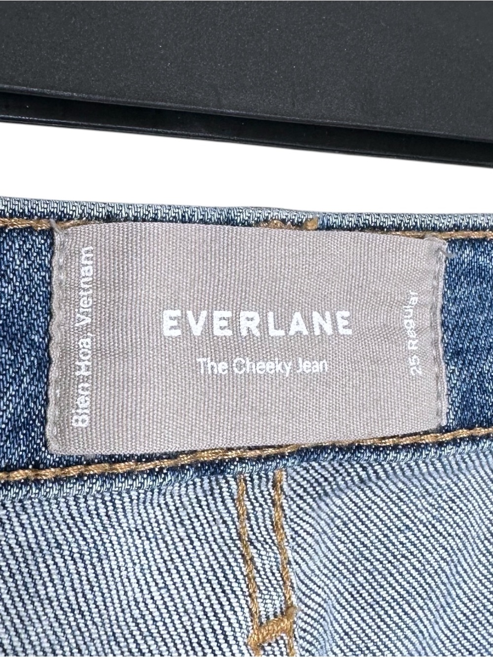Everlane Cheeky Denim Jeans - Picture 5 of 6
